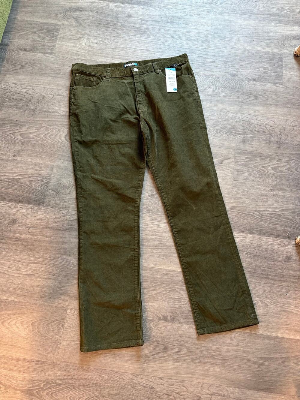 NWT Tony Hawk men’s size 38 dark green corduroy pants